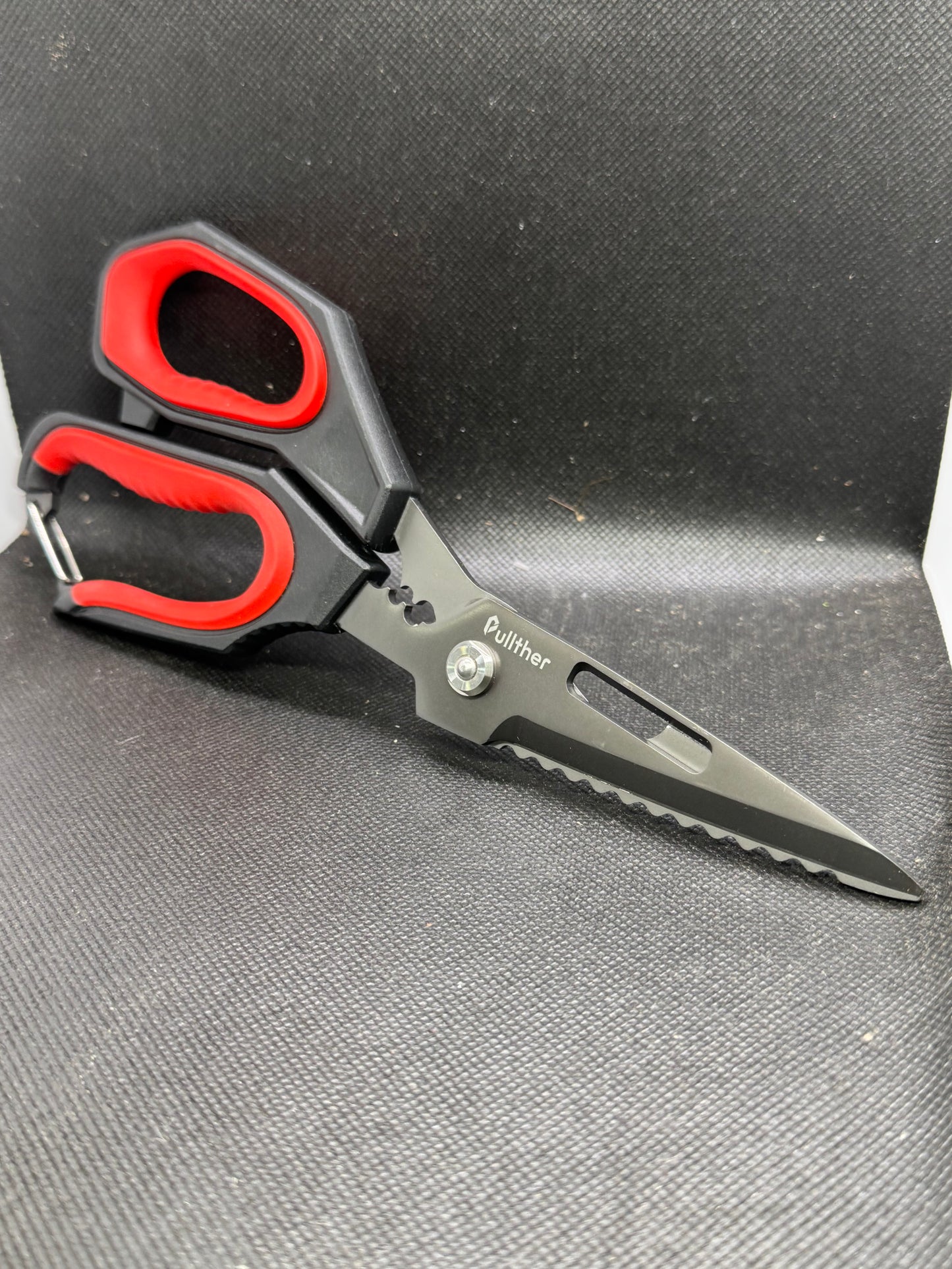Fishing shears